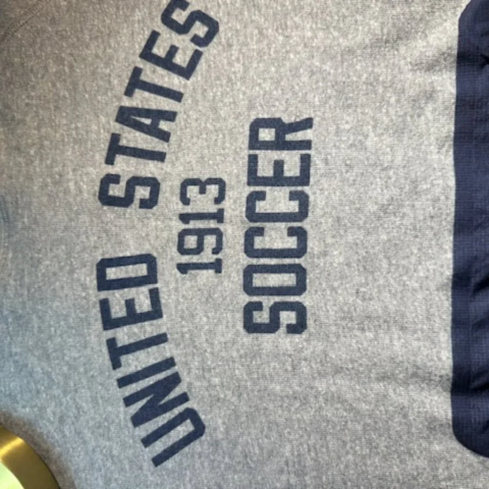 Nike United States Soccer 1913 Crewneck Sweatshirt / Gray / Women’s M - Picture 6 of 7
